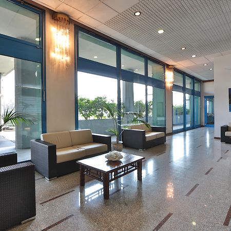 Unaway Hotel & Residence Quark Due Milano Екстериор снимка