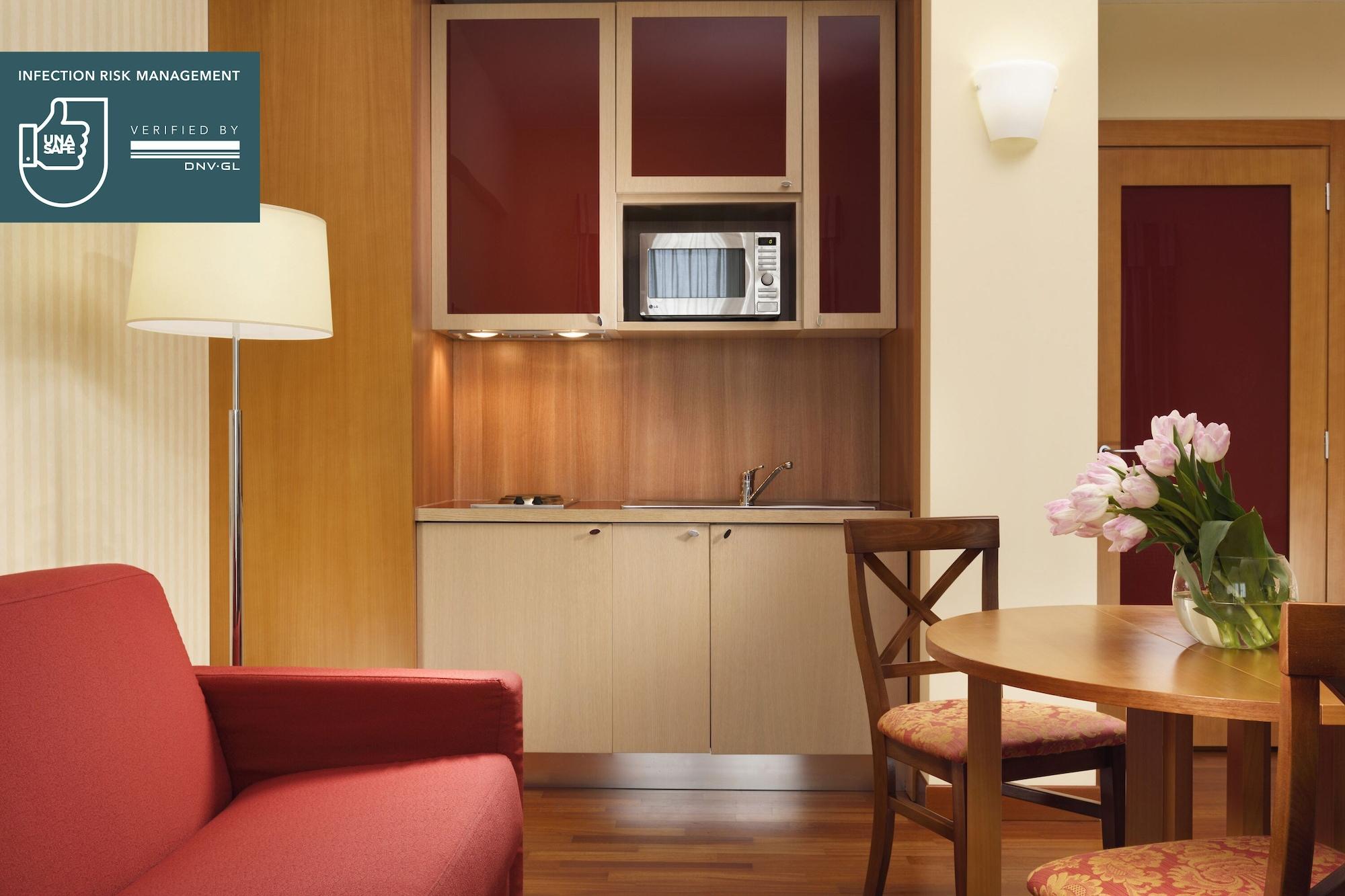 Unaway Hotel & Residence Quark Due Milano Екстериор снимка